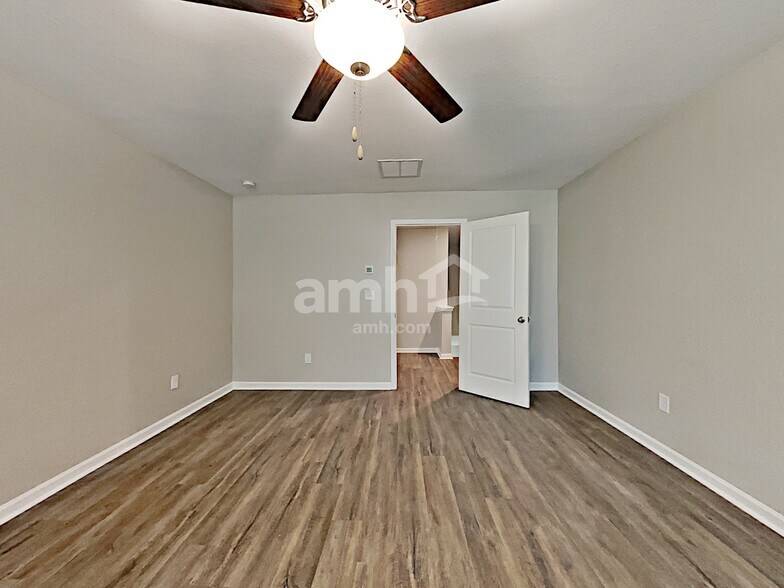 Building Photo - 3410 Ridge HillPkwy