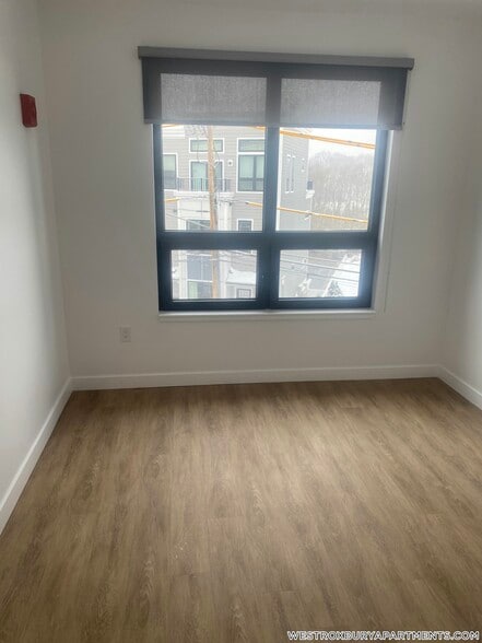 Building Photo - 199 Gardner St