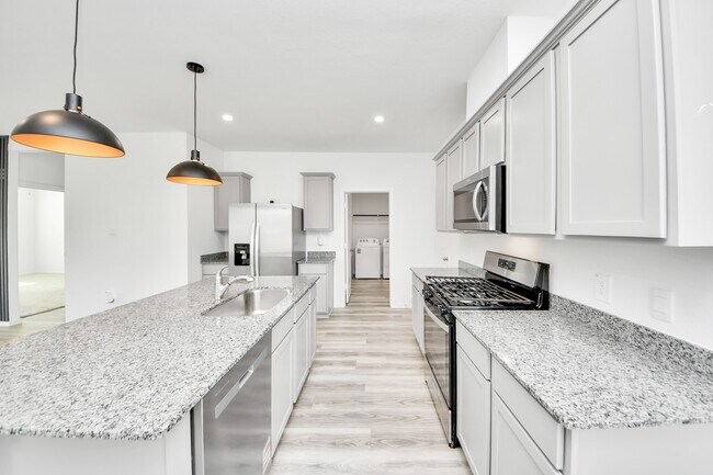 Building Photo - 13517 Heritage Mdw Ln