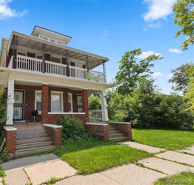 Primary Photo - 248 Leicester Ct