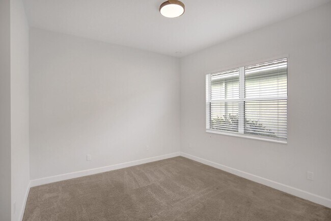 Building Photo - New House for Rent