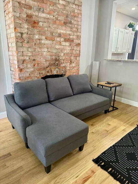 Building Photo - 1235 Highland St