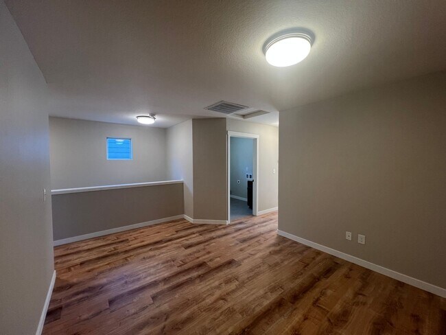 Building Photo - Recently Renovated! Spacious 3 Bedroom Home with Fenced Yard, Patio, and 2-Car Garage With Move I...