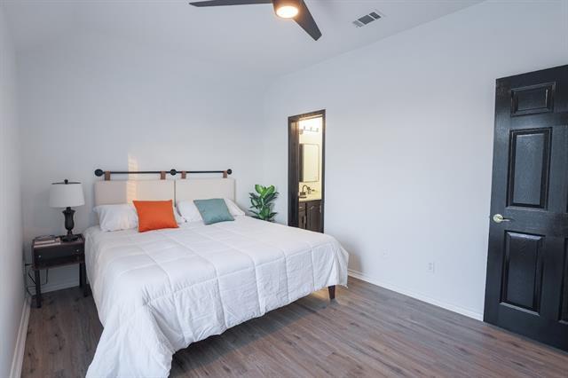 Building Photo - 994 Regency Dr