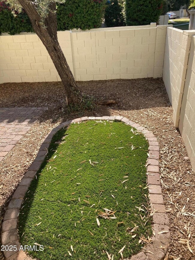 Building Photo - 8634 S 51st St