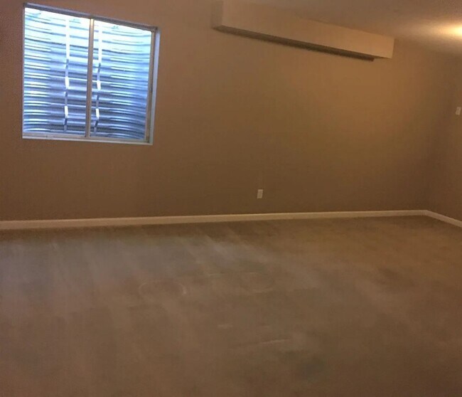 Building Photo - Beautiful 3-Bedroom Home in Rock Creek