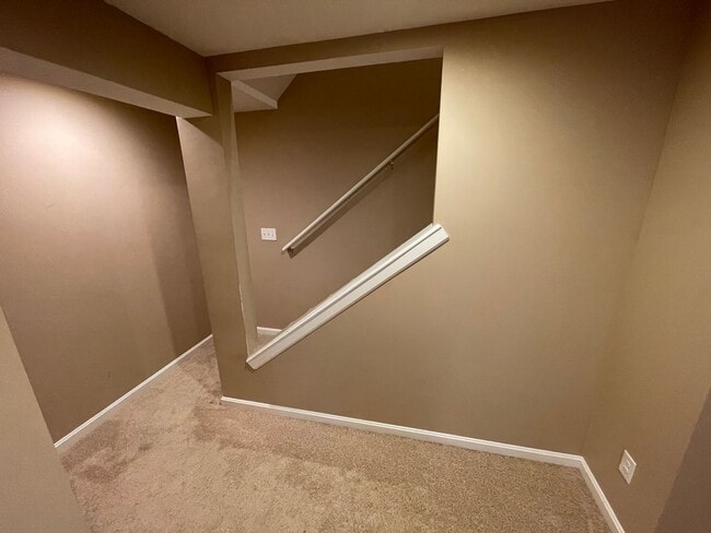 Building Photo - Amazing Home East Jefferson Co For Lease