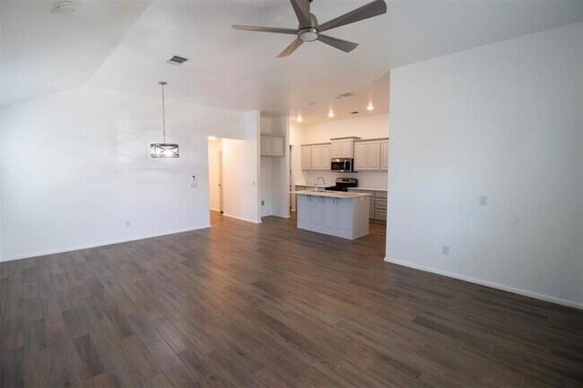 Building Photo - 12925 NW 3rd Terrace