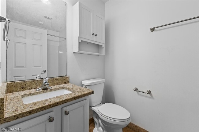 Building Photo - 406 Leawood Cir