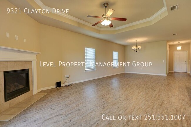Building Photo - 9321 Clayton Dr