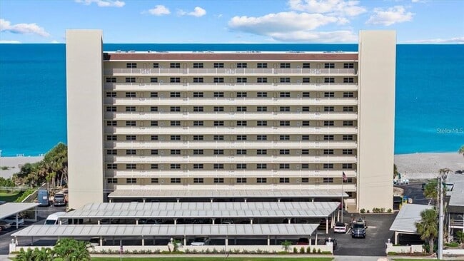 Building Photo - 255 The Esplanade N