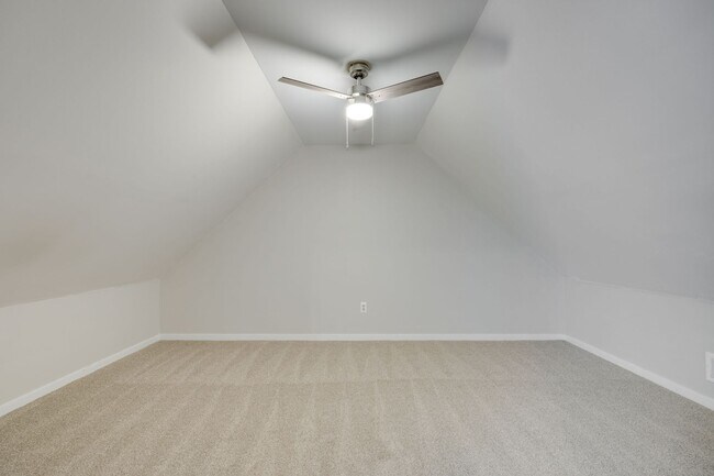 Building Photo - PRICE DROP on Beautiful 4 Bedroom 3 Bathroom Home in North Chesterfield ***Available Early April***