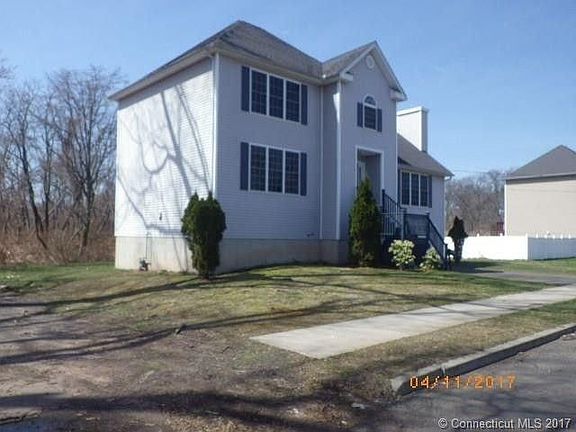 Building Photo - 156 3rd Ave