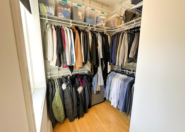 Building Photo - 315 Willow Ave