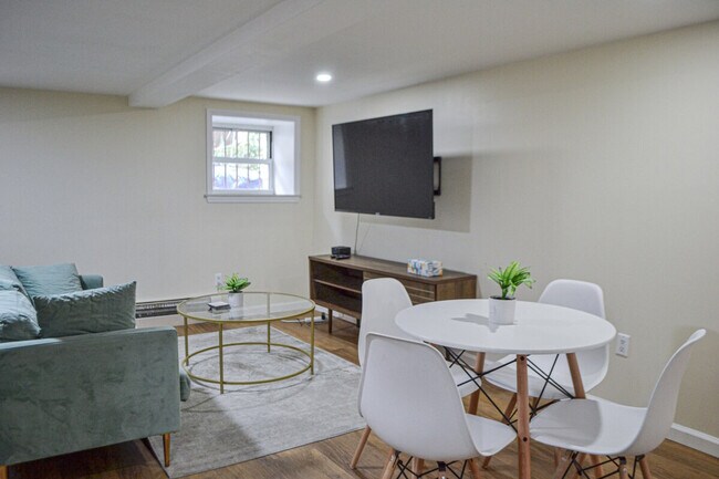 Building Photo - 4105 Fort Hamilton Pkwy