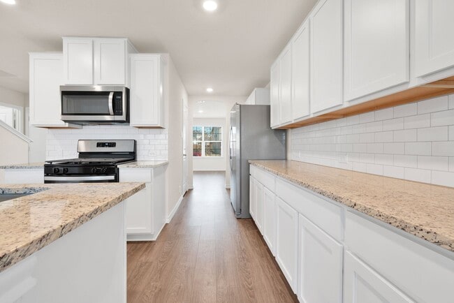 Building Photo - Spacious 5-Bedroom Beauty in Redbird Ranch –  with Community Perks!