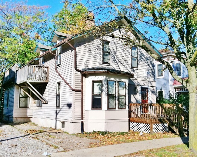 Building Photo - 411 N Ingalls St