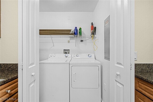 Building Photo - 12930 Positano Cir