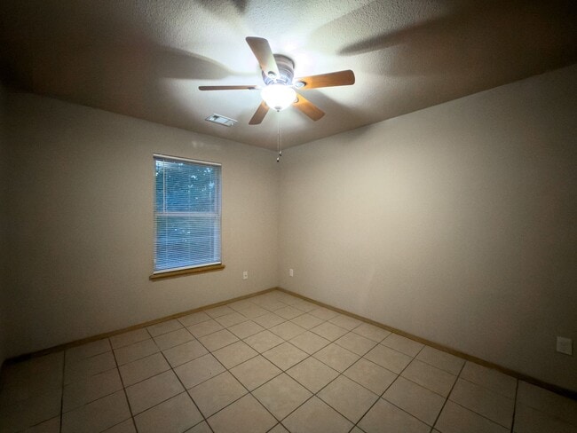 Building Photo - 908 N.46th Street-