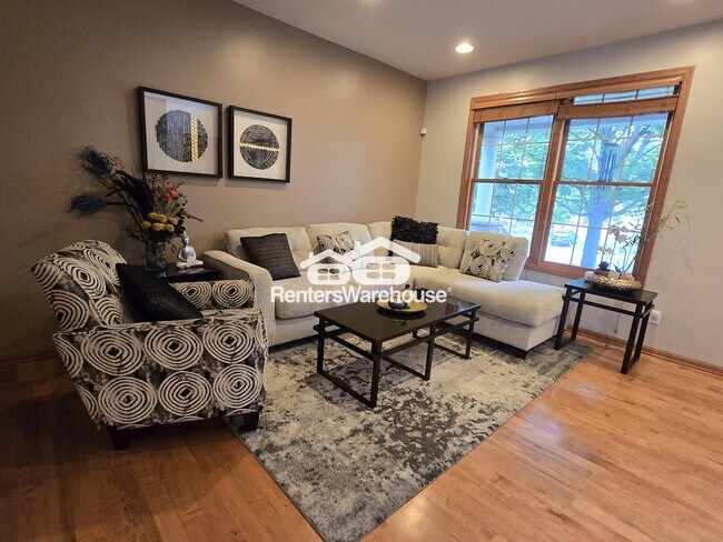 Building Photo - 15420 Plumstone Dr