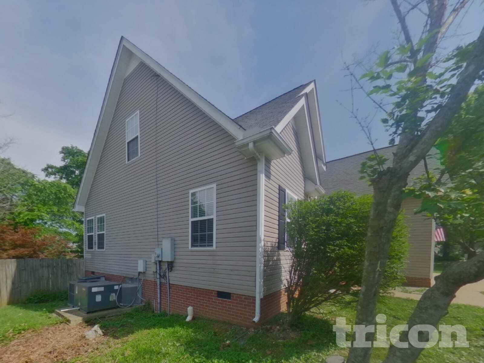 Building Photo - 559 Heartland Ln