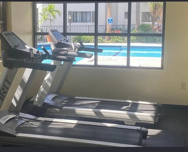 Building Photo - 2445 SW 18th Ter