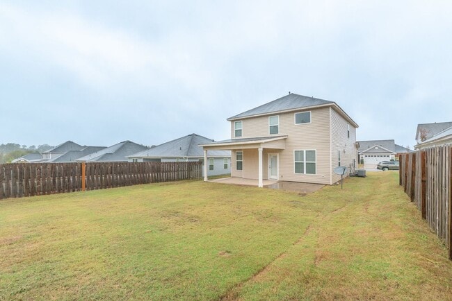 Building Photo - Beautiful and spacious 2 Story in Summerton Village!   ** HOLIDAY SPECIAL! **