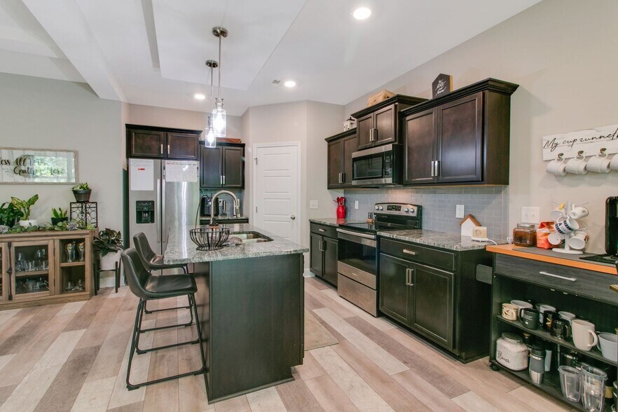 Building Photo - 1166 Eagles Nest Ln