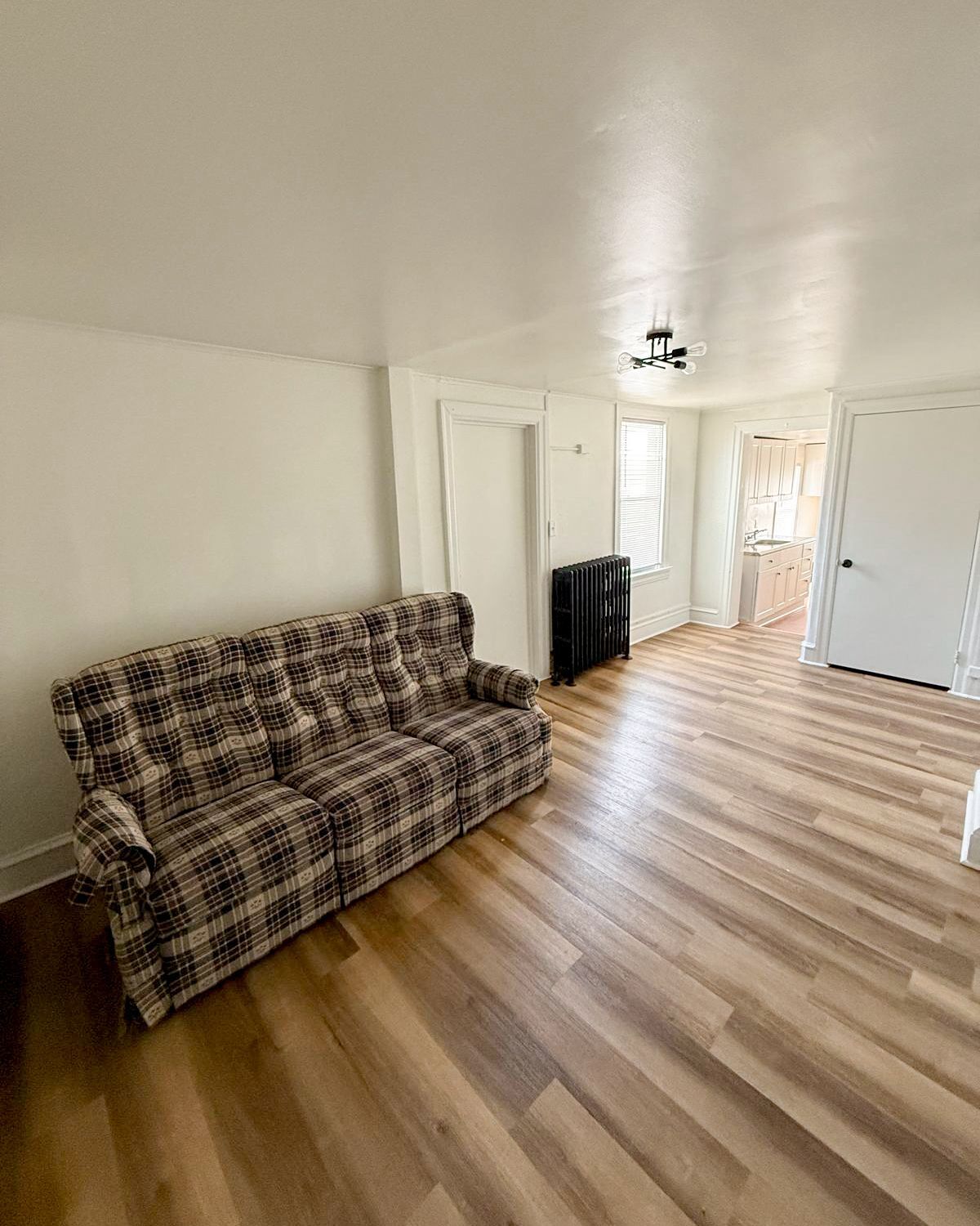 Living Room - 652 Columbia Ave