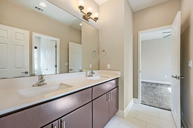 Building Photo - 12620 Javea Dr