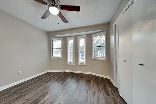 Building Photo - 2750 Herron Cir