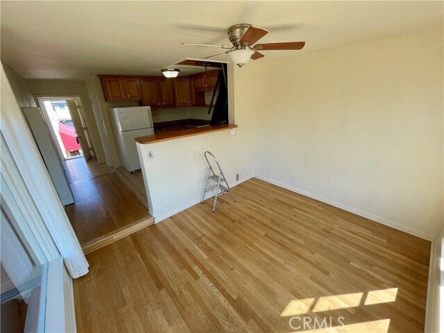 Building Photo - 976 S Coast Hwy