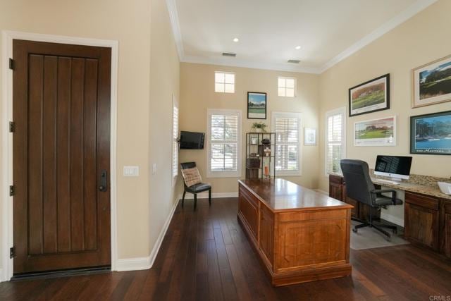 Building Photo - 15586 New Park Terrace