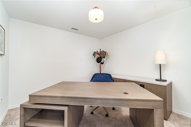 Building Photo - 15990 Grassland Ln