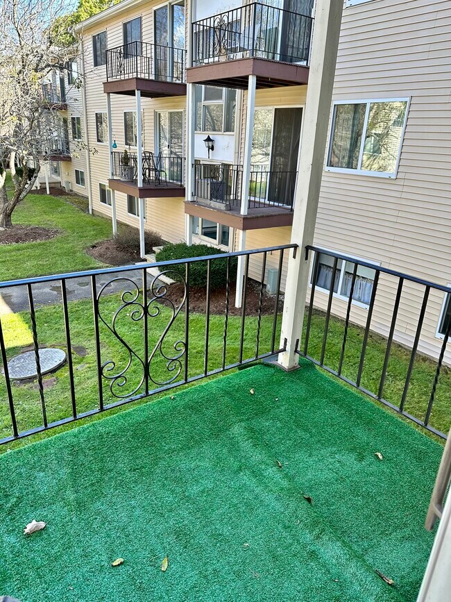 Building Photo - 16 Appleton Park