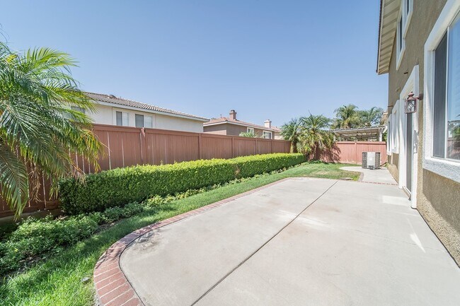 Building Photo - House in a gated community in Rancho Cucam...