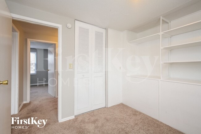 Building Photo - 9012 Panorama Ct