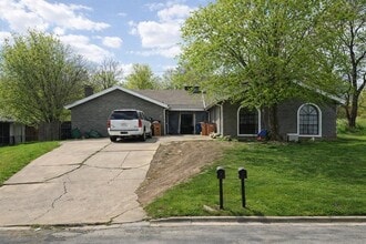 Building Photo - 5101 Purple Sage Dr