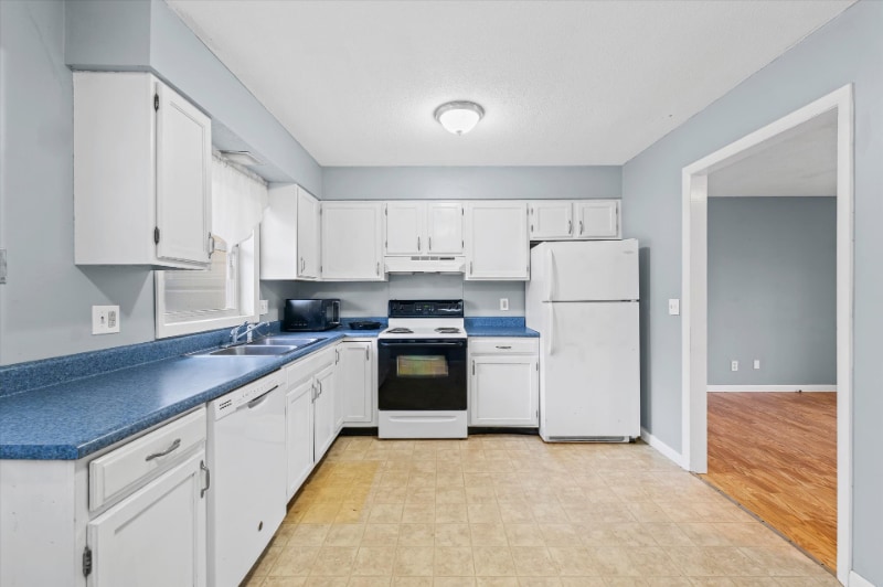 Building Photo - 615 E Colorado Ave