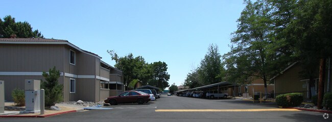Building Photo - Sand Pebble/Spanish Oaks Village
