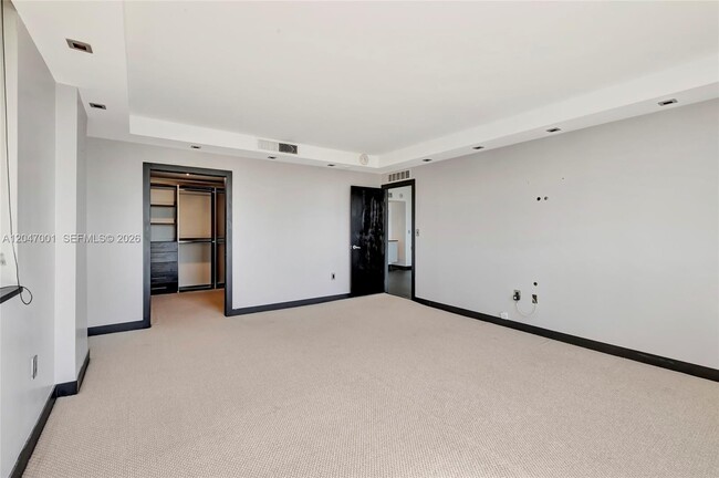 Building Photo - 11111 Biscayne Blvd