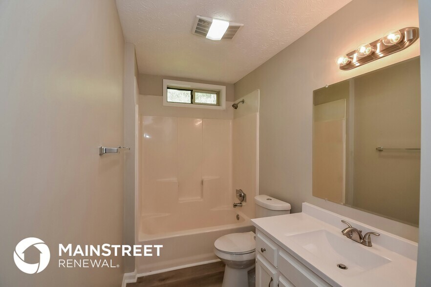 Building Photo - 4006 Oak Stone Dr