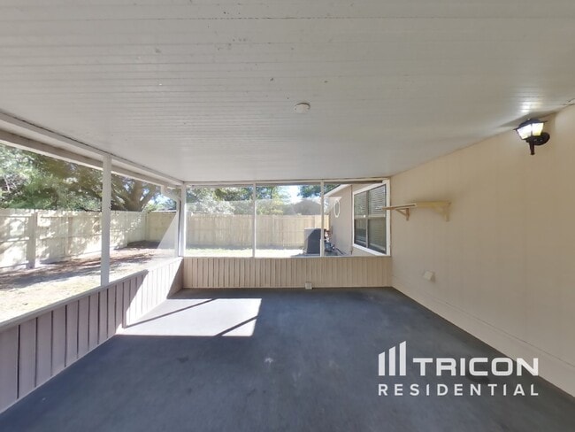 Building Photo - 4181 Davie Ct
