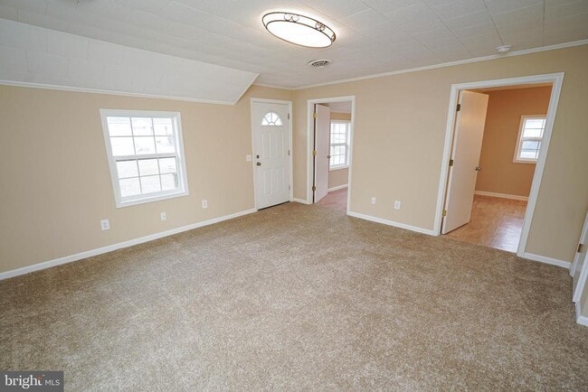 Building Photo - 308 Cherry Way