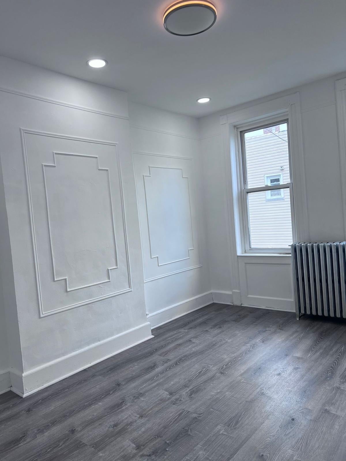 Building Photo - 105 Ridgewood Ave