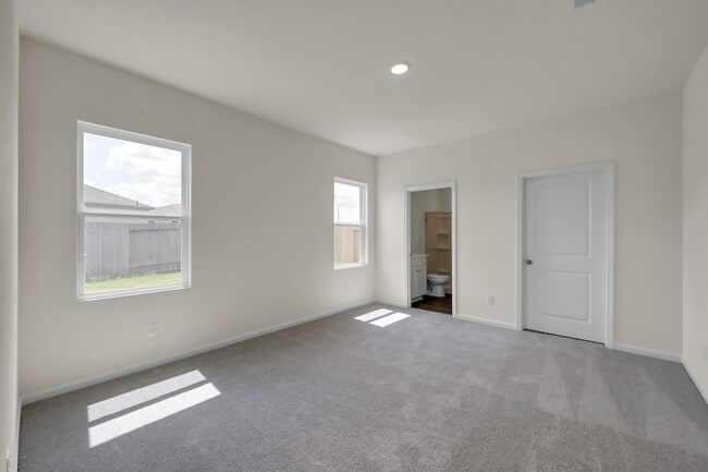 Building Photo - 15009 Ronan Dr