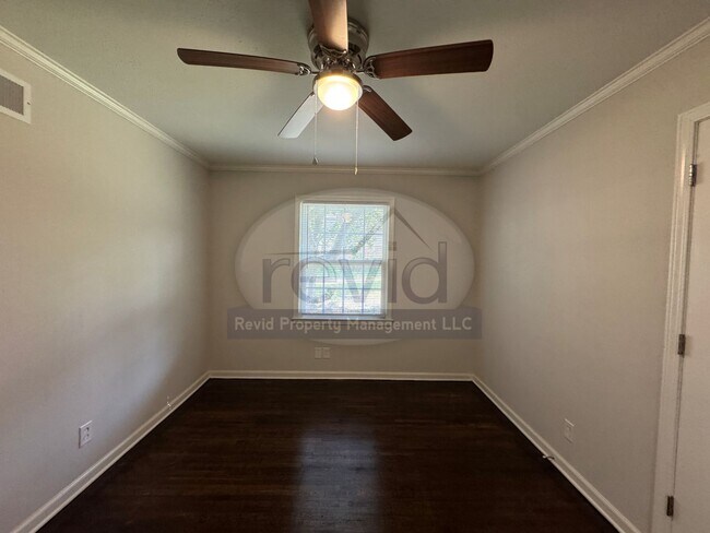 Building Photo - 5467 Derron Ave