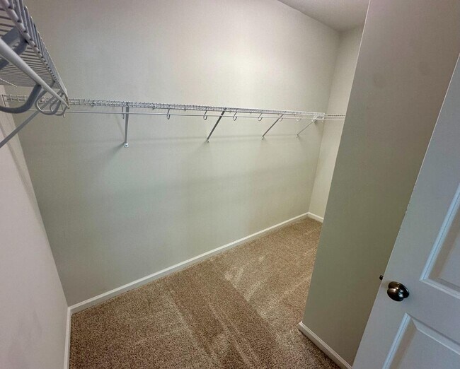 Building Photo - 54 Grovewood Dr