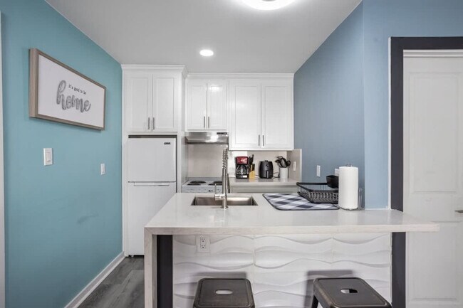 Building Photo - 2620 Arbor St