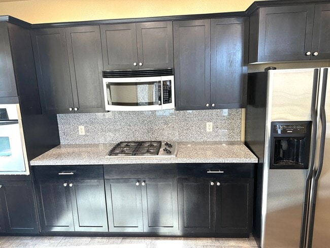 Building Photo - Downtown Boise Condo Living